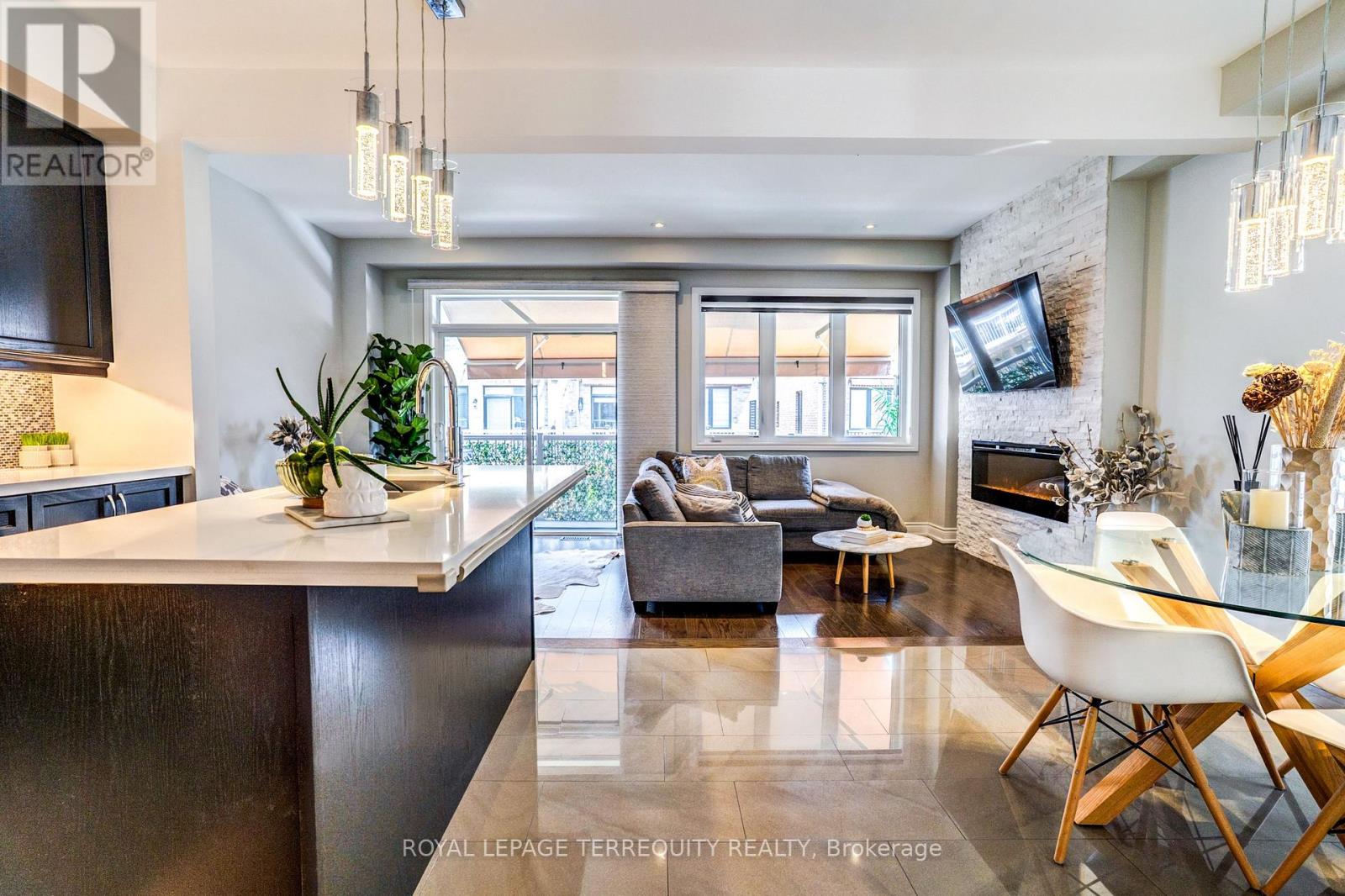 27 - 132 Thomas Fisher Drive, Toronto, Ontario  M8Z 0E4 - Photo 13 - W13516720