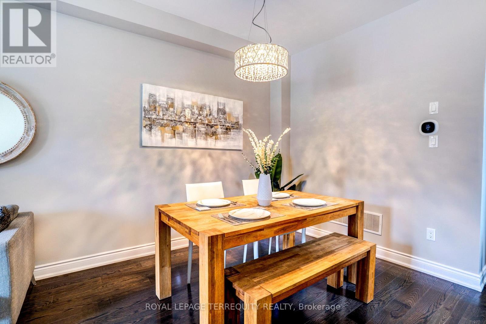 27 - 132 Thomas Fisher Drive, Toronto, Ontario  M8Z 0E4 - Photo 6 - W13516720
