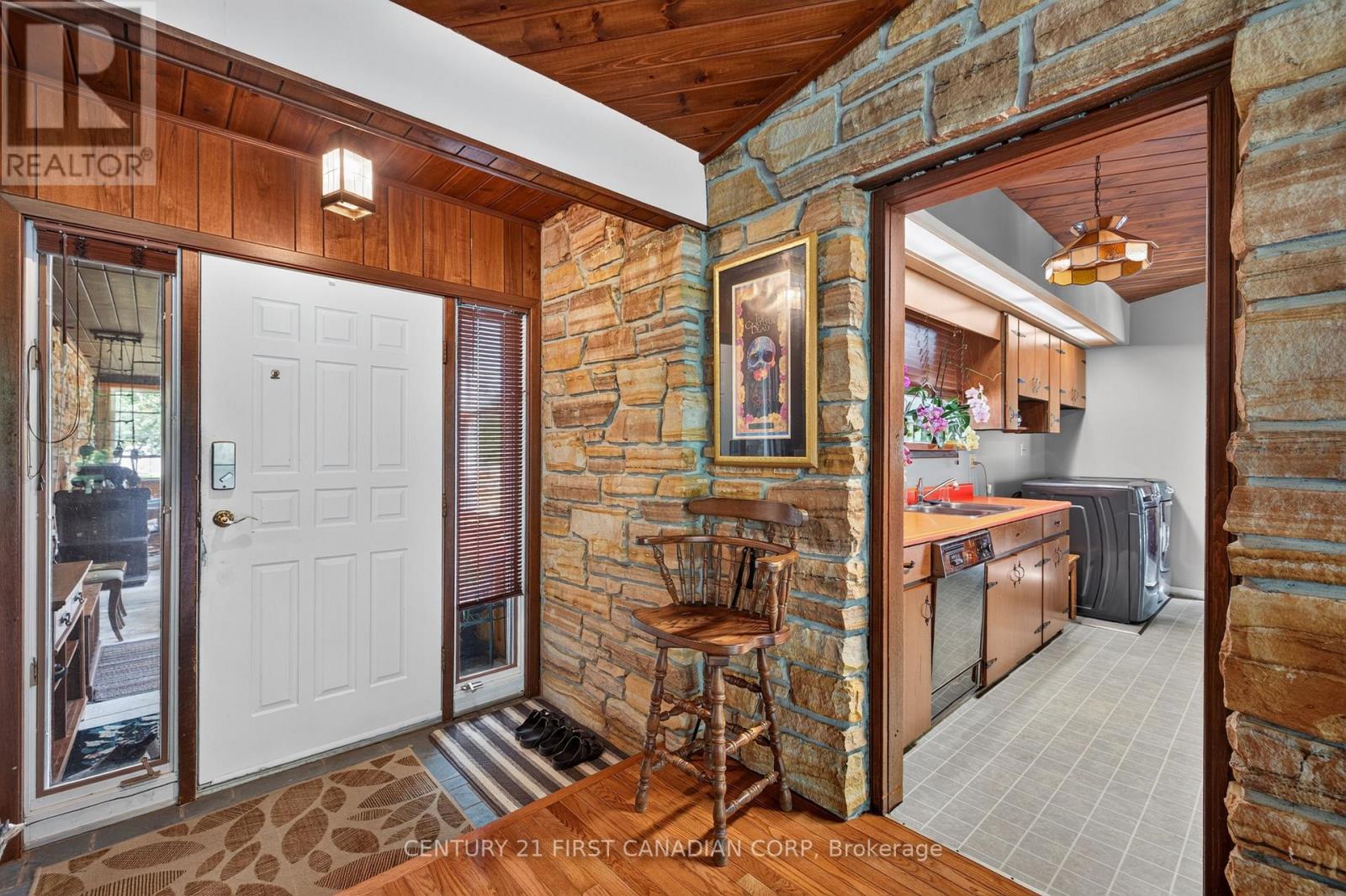 19429 Harwich Road, Chatham-Kent, Ontario  N0P 1A0 - Photo 13 - X13517274