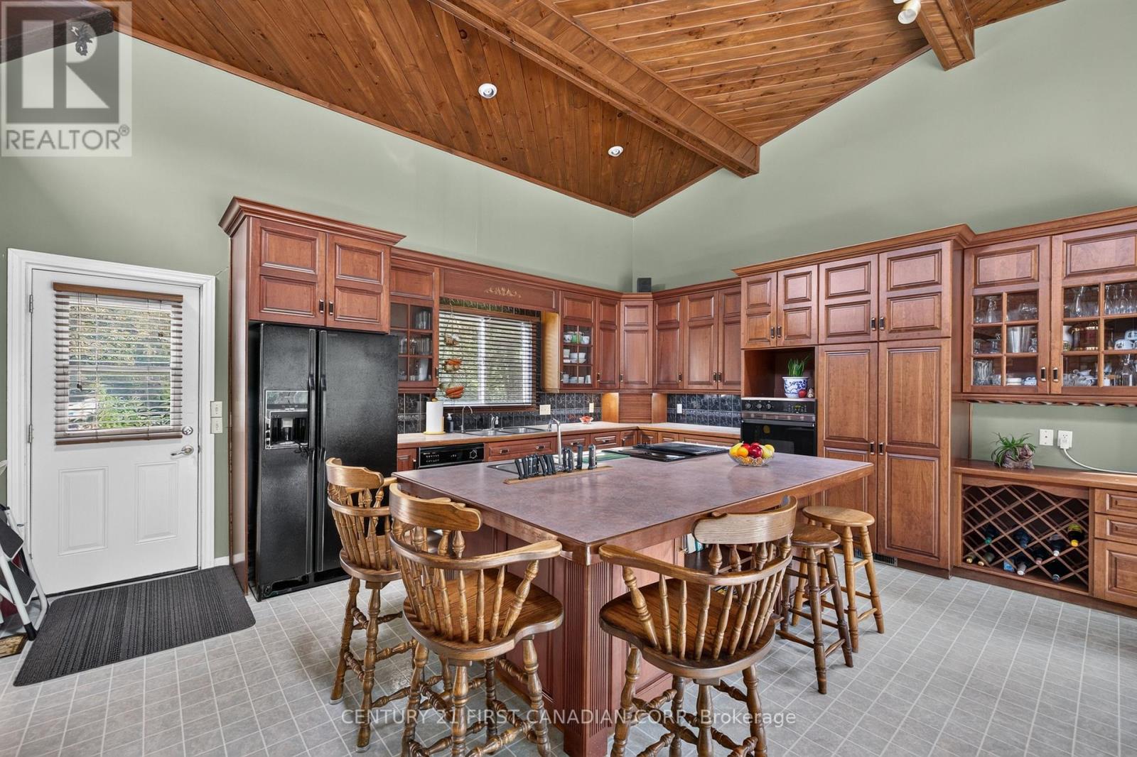 19429 Harwich Road, Chatham-Kent, Ontario  N0P 1A0 - Photo 17 - X13517274