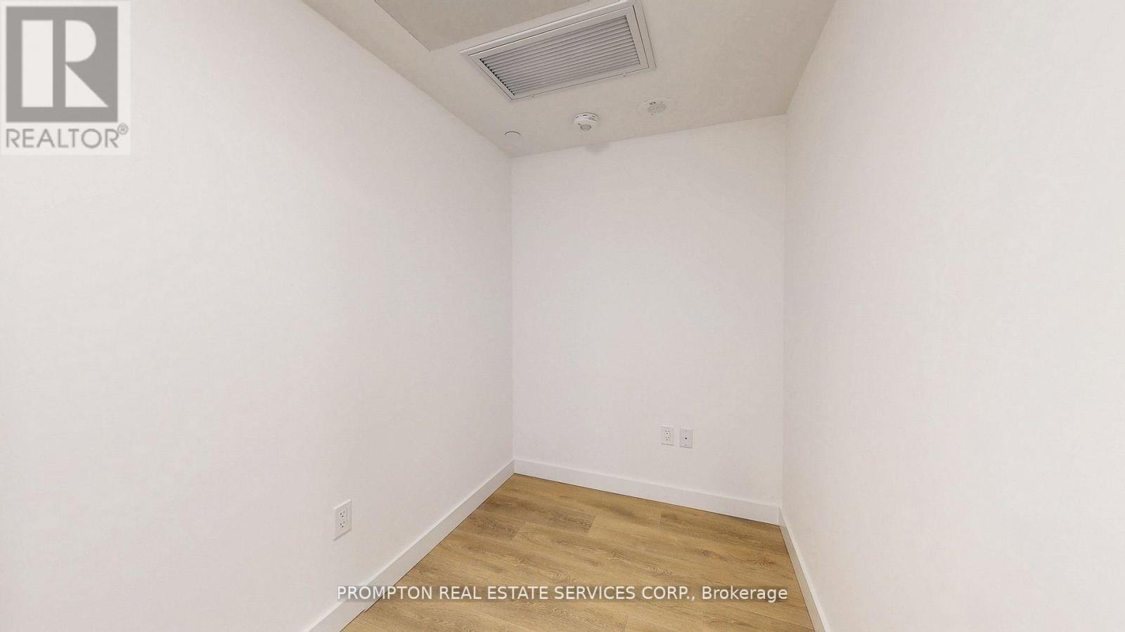 5206 - 1 Concord Cityplace Way, Toronto, Ontario  M5V 0X3 - Photo 8 - C13517258