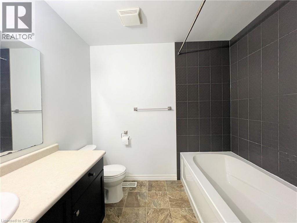 46 Renfrew Street, Kitchener, Ontario  N2R 0G5 - Photo 16 - 40844505