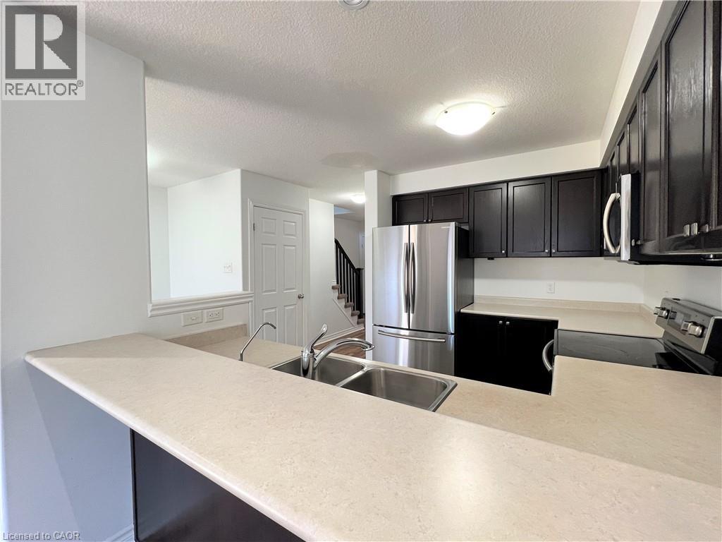 46 Renfrew Street, Kitchener, Ontario  N2R 0G5 - Photo 8 - 40844505