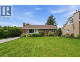 16 KINGS FOREST Drive, Hamilton, Ontario