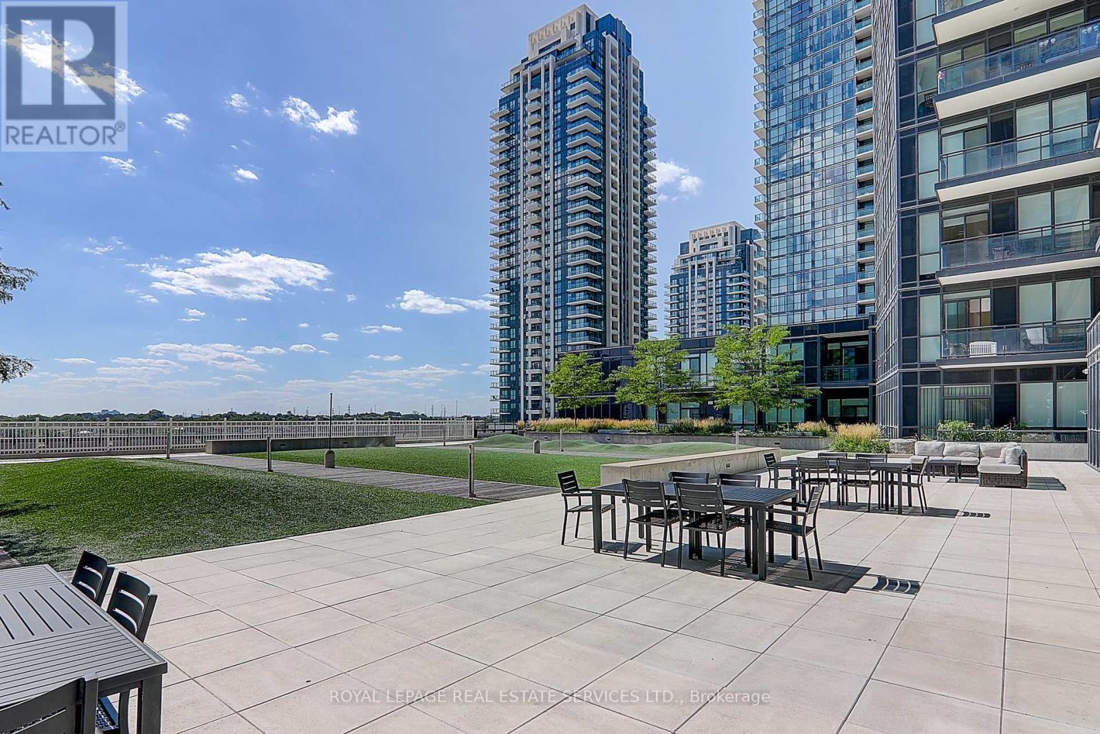 4510 - 4011 Brickstone Mews, Mississauga, Ontario  L5B 0J7 - Photo 39 - W13517280