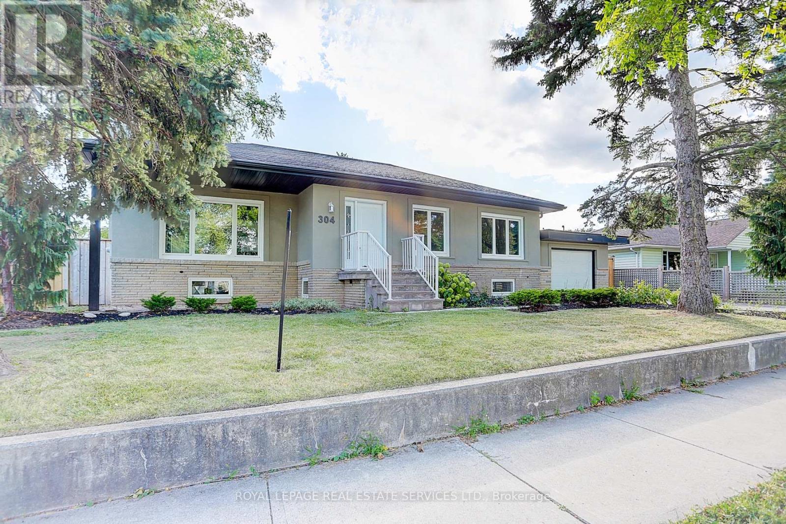 304 FELAN AVENUE, Oakville, Ontario