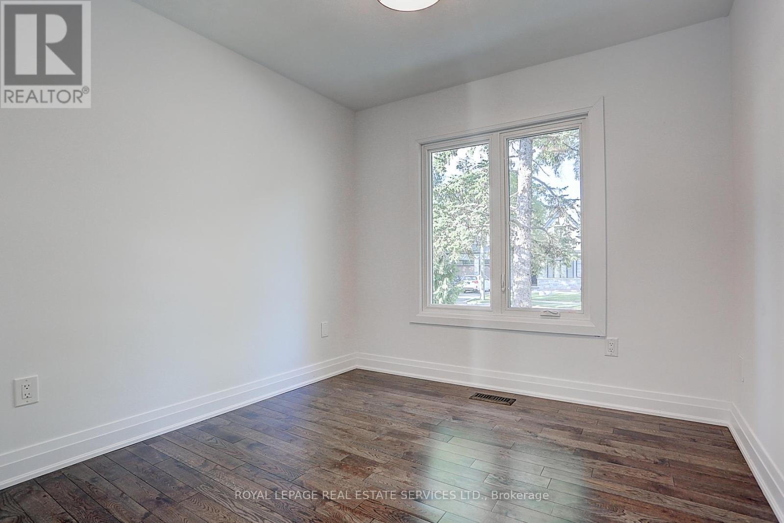 304 Felan Avenue, Oakville, Ontario L6K 2X6 - Photo 17 - W13517290