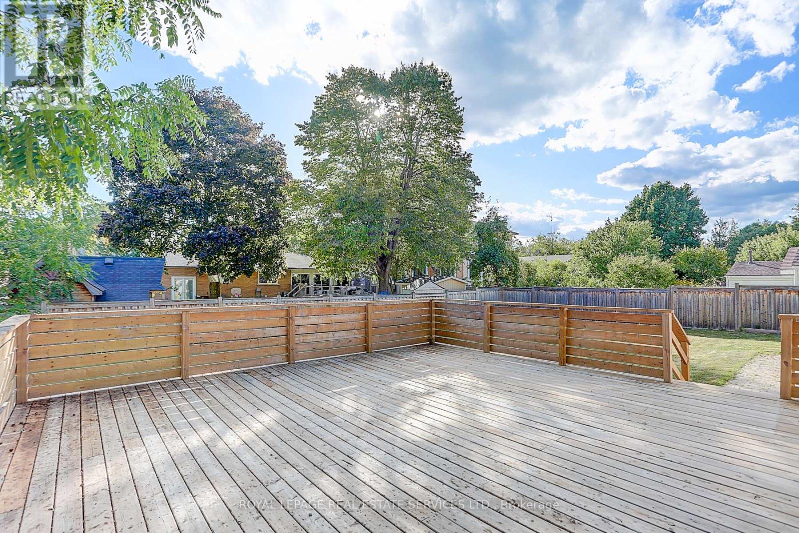 304 Felan Avenue, Oakville, Ontario L6K 2X6 - Photo 3 - W13517290