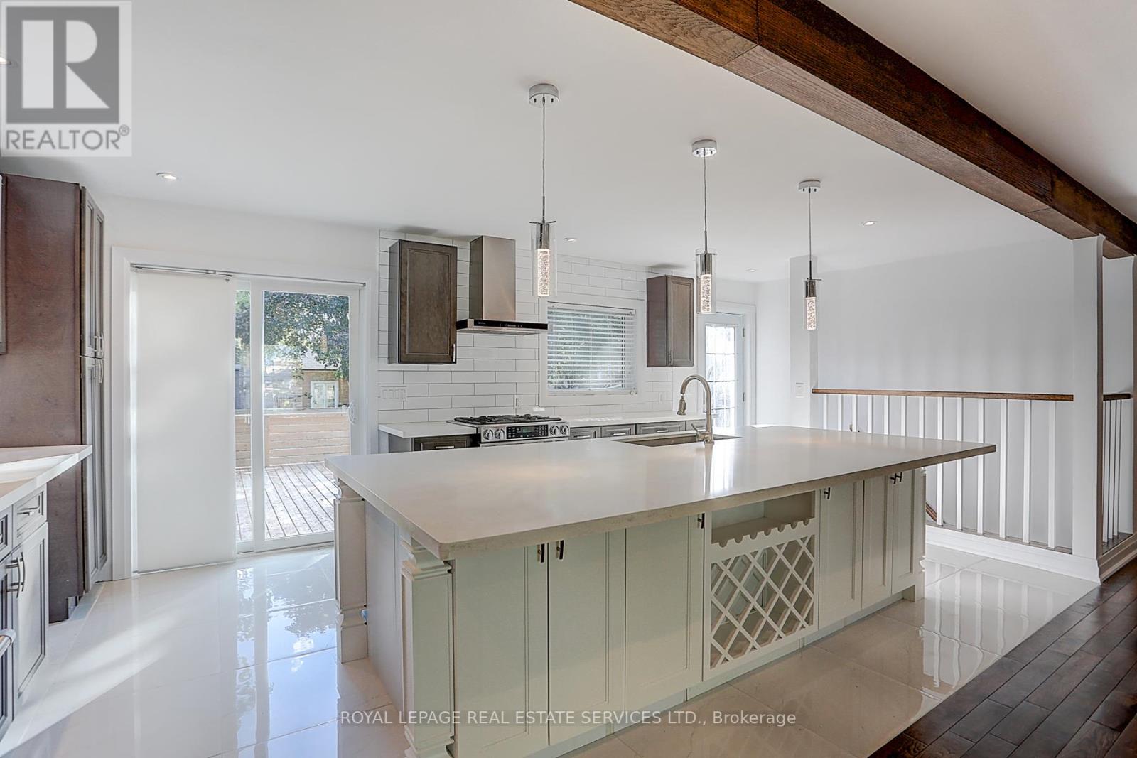 304 Felan Avenue, Oakville, Ontario L6K 2X6 - Photo 9 - W13517290