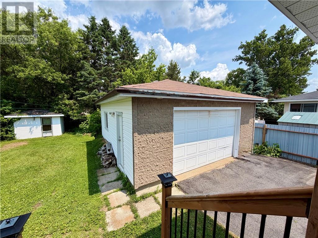 158 Lapointe Street, Hanmer, Ontario  P3P 1K7 - Photo 14 - 2128933