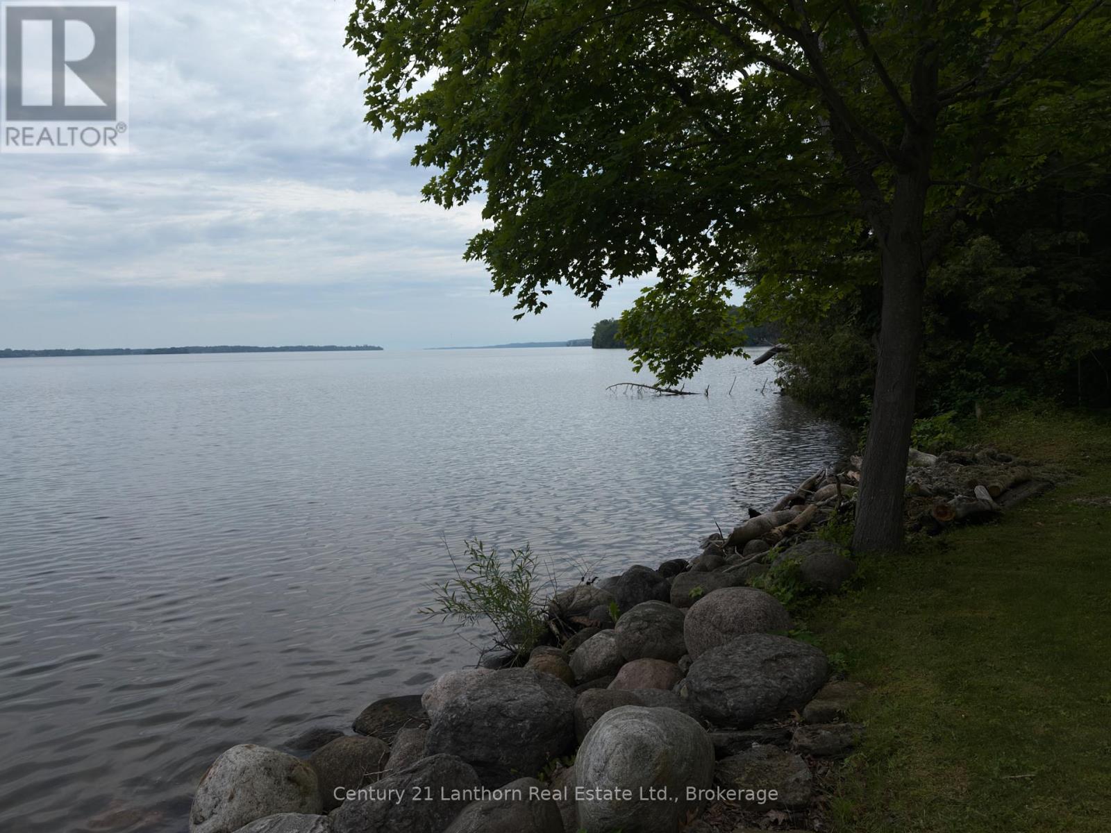 84 MOSQUITO LANE, Prince Edward County, Ontario