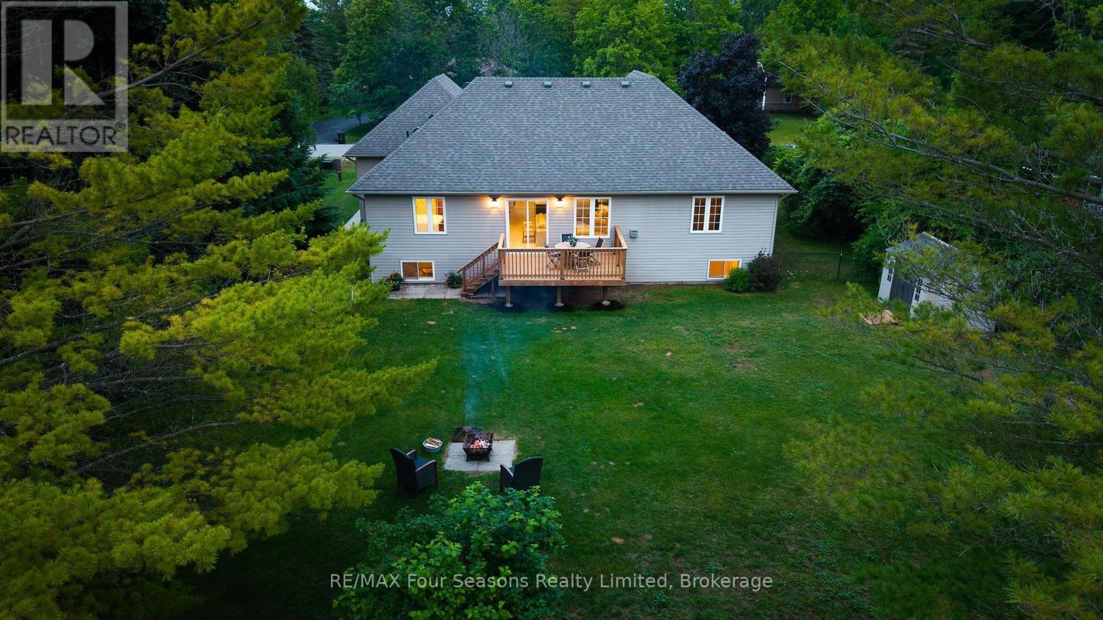 25 Kelley Crescent, Wasaga Beach, Ontario  L9Z 1J3 - Photo 2 - S13517334