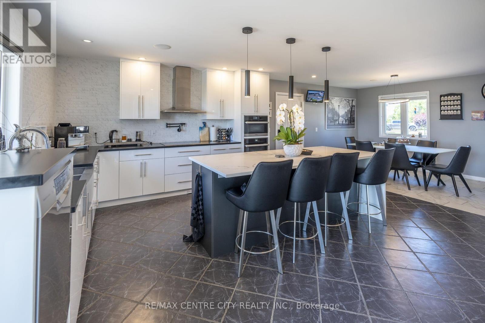 39372 Wintrop Road, Central Huron, Ontario  N0M 2H0 - Photo 22 - X13517108