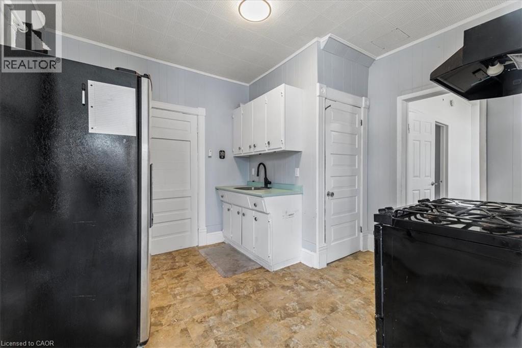 74 Erie Avenue Unit# Upper, Brantford, Ontario  N3S 2E9 - Photo 18 - 40844608