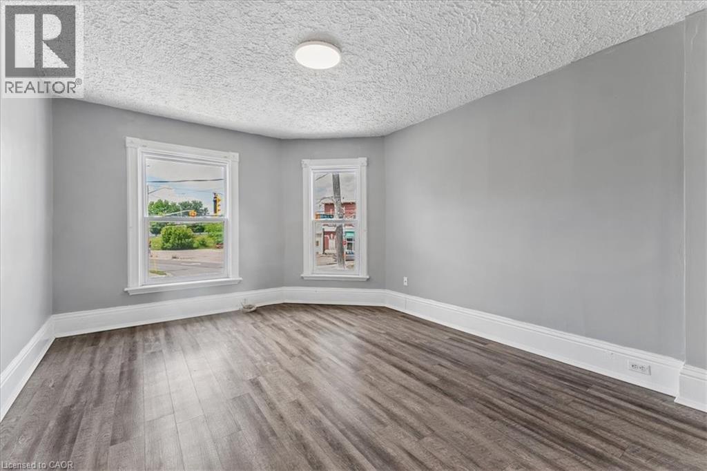 74 Erie Avenue Unit# Upper, Brantford, Ontario  N3S 2E9 - Photo 8 - 40844608