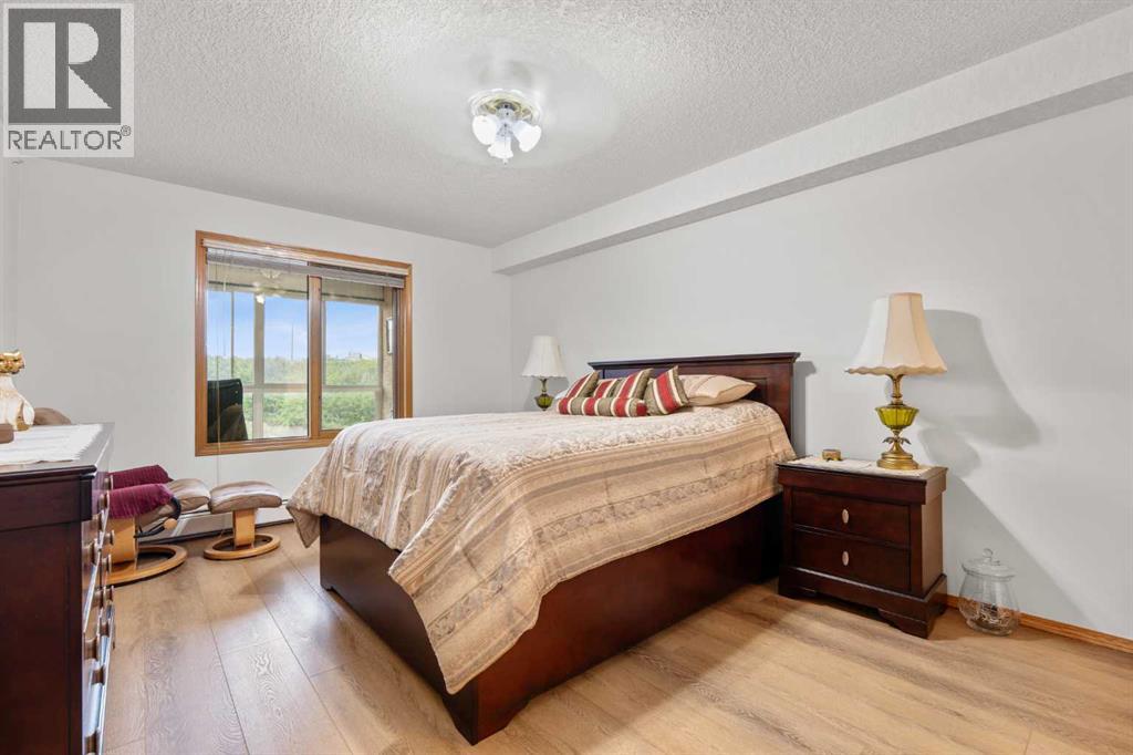 413, 7239 Sierra Morena Boulevard Sw, Calgary, Alberta  T3H 3L7 - Photo 17 - A2325258