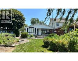 2995 ST. CLAIR PARKWAY, Sombra, Ontario