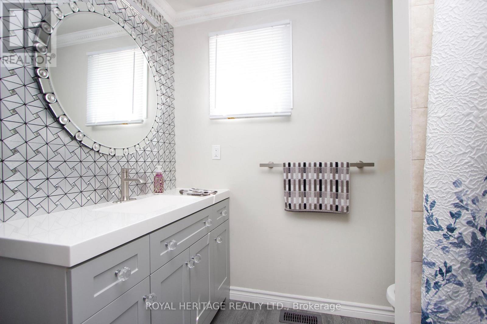 97 Wilmot Trail, Clarington, Ontario  L1B 1A7 - Photo 25 - E13517308