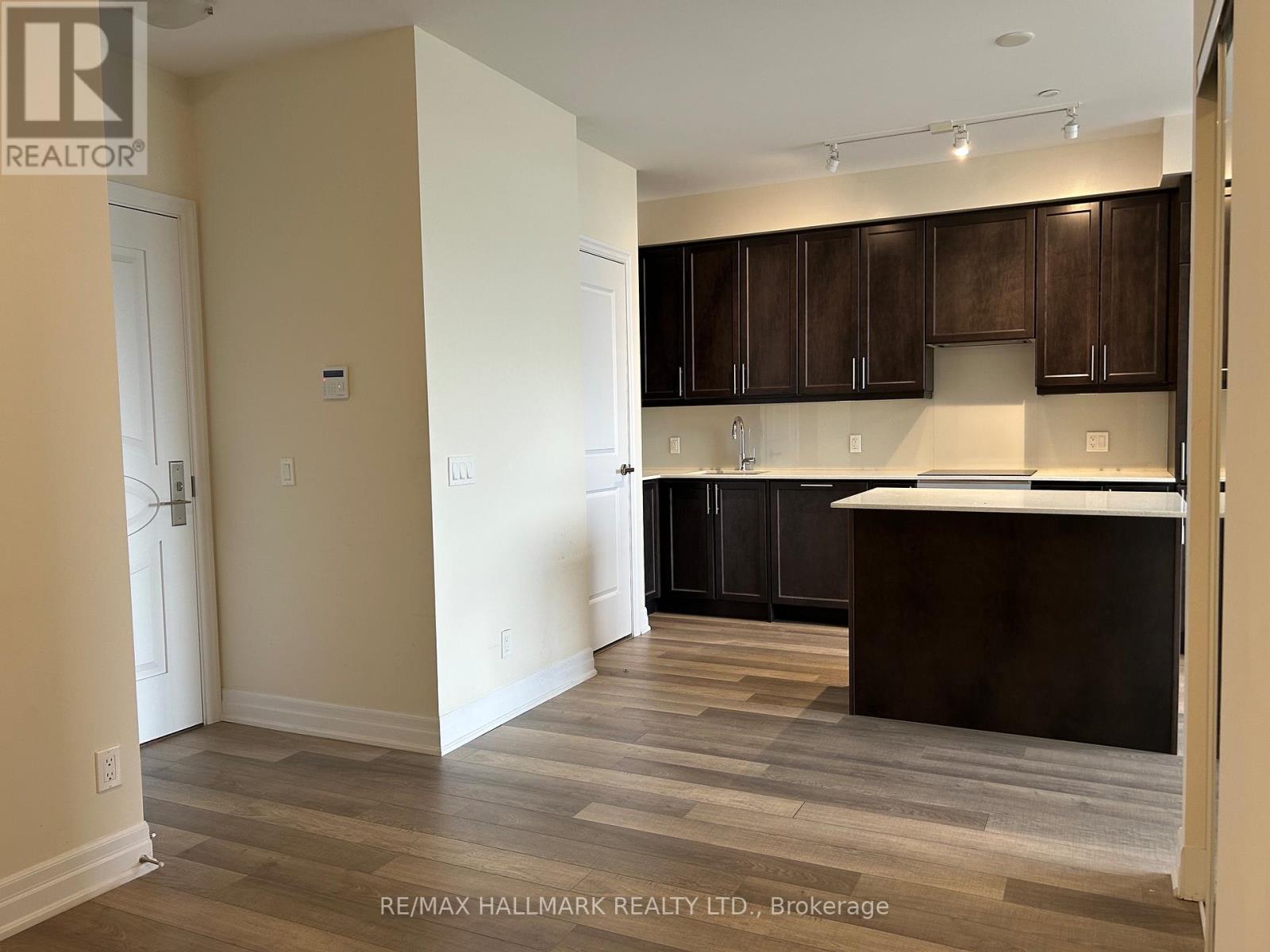 219 - 9085 JANE STREET, Vaughan, Ontario