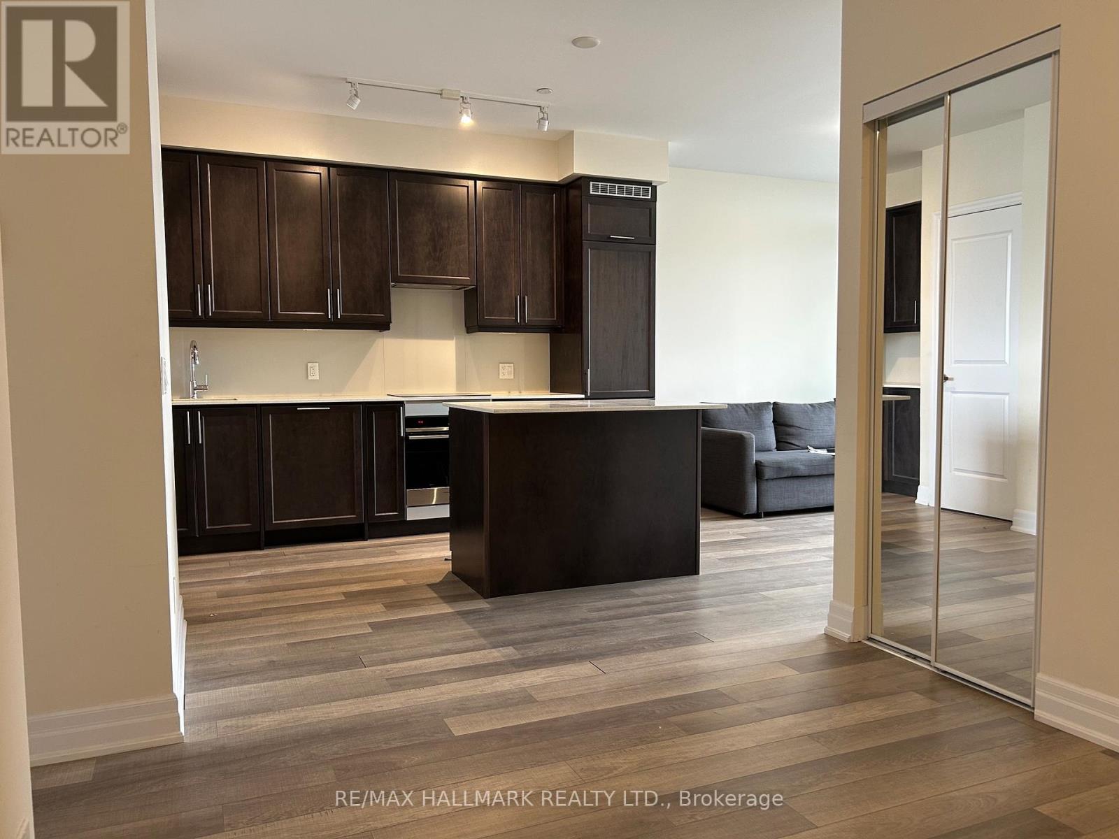 219 - 9085 Jane Street, Vaughan, Ontario  L4K 0L8 - Photo 2 - N13517306