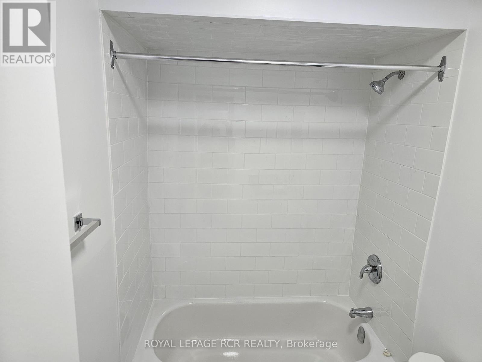 222 - 2 Orchard Heights Boulevard, Aurora, Ontario  L4G 3W3 - Photo 17 - N13517444