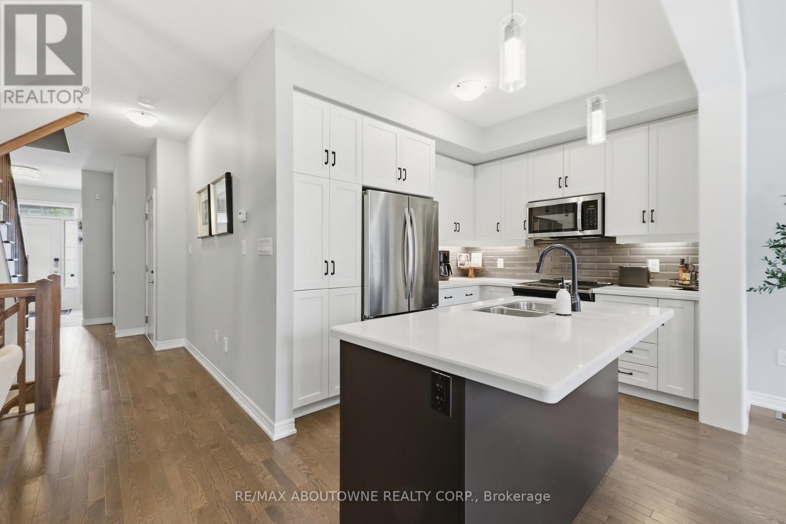 397 Wheat Boom Drive, Oakville, Ontario  L6H 0R4 - Photo 12 - W13517392