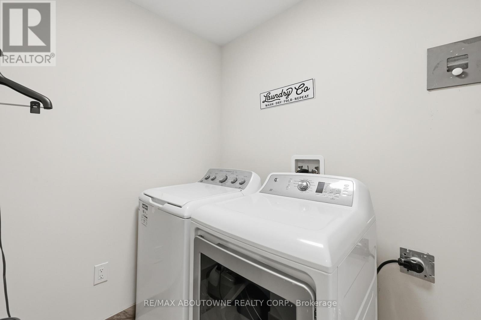 397 Wheat Boom Drive, Oakville, Ontario  L6H 0R4 - Photo 30 - W13517392