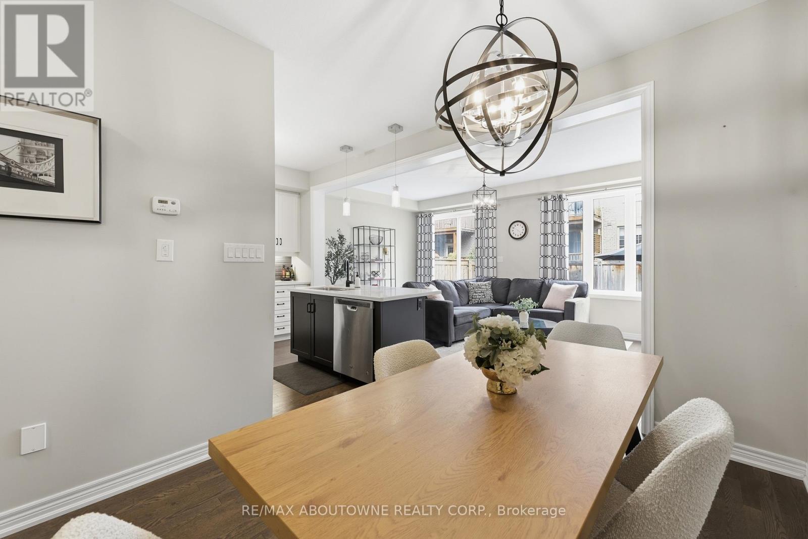 397 Wheat Boom Drive, Oakville, Ontario  L6H 0R4 - Photo 8 - W13517392