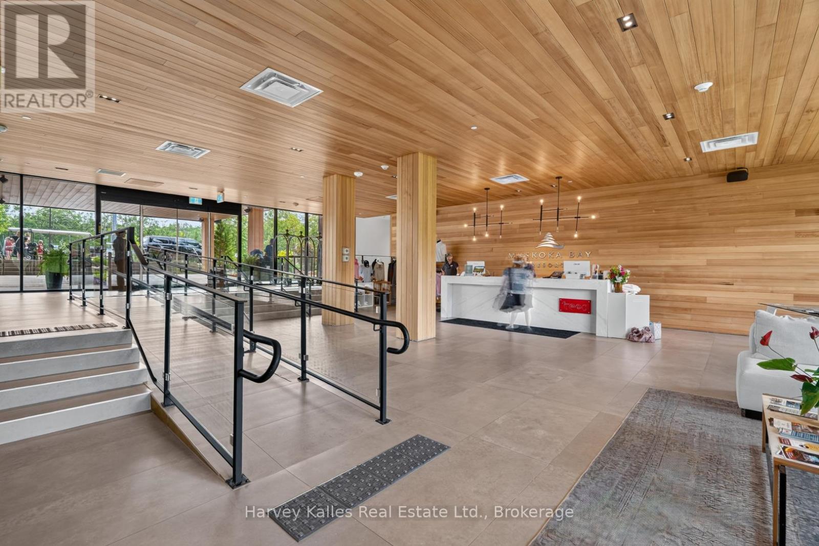 401 - 120 Carrick Trail, Gravenhurst, Ontario  P1P 0B6 - Photo 4 - X12903172