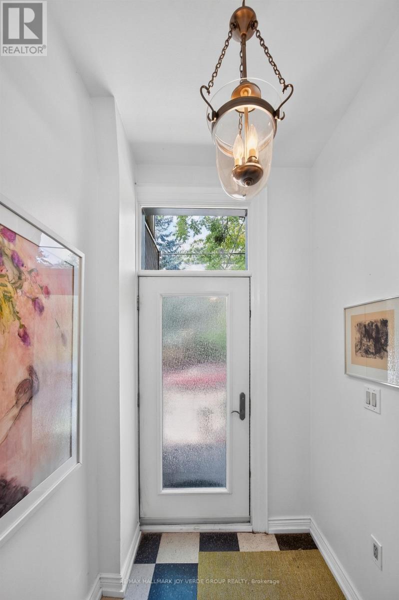 71 Hamilton Street, Toronto, Ontario  M4M 2C7 - Photo 4 - E13516042
