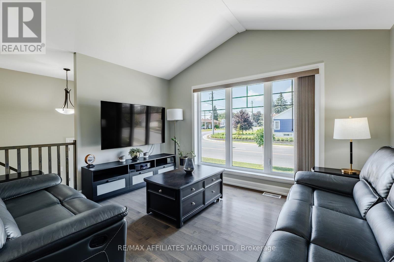 2 Mercier Avenue E, Cornwall, Ontario  K6K 1S9 - Photo 9 - X13517502
