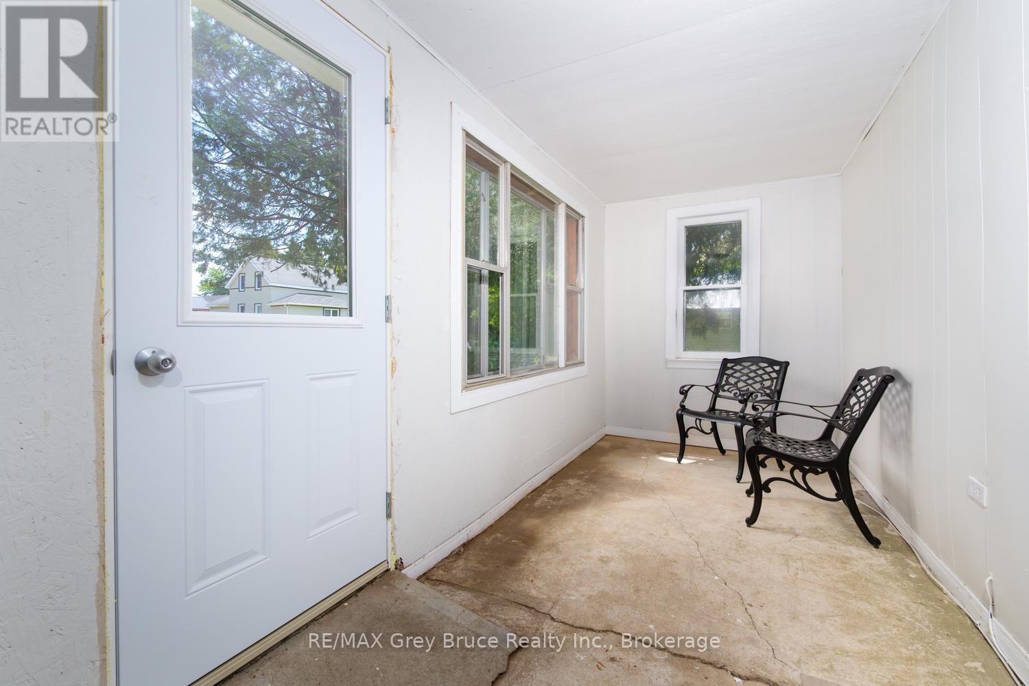 586 Dawson Street S, South Bruce Peninsula, Ontario  N0H 2T0 - Photo 19 - X13517462