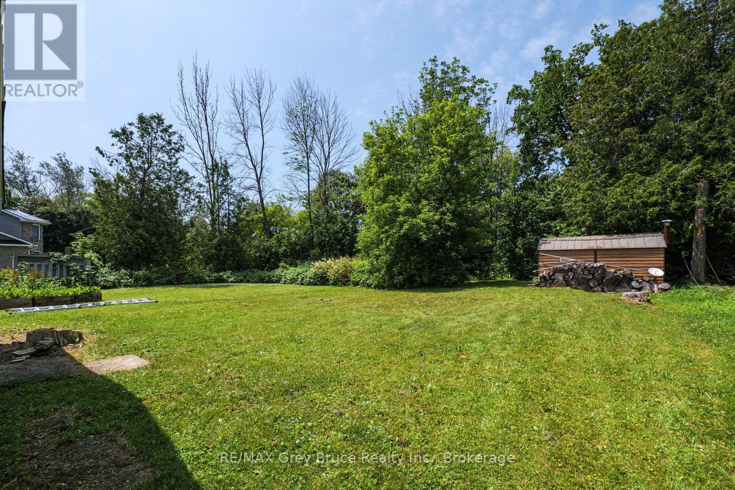 586 Dawson Street S, South Bruce Peninsula, Ontario  N0H 2T0 - Photo 5 - X13517462
