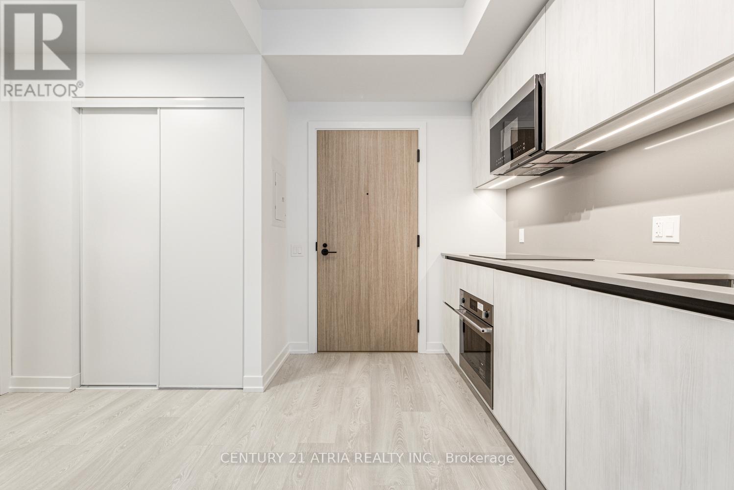 816 - 35 PARLIAMENT STREET, Toronto, Ontario