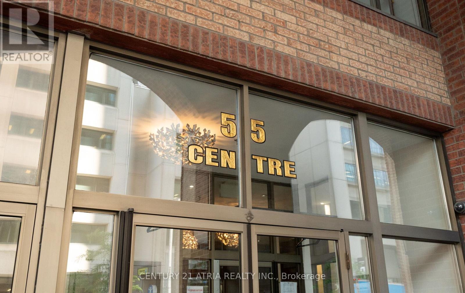 1402 - 55 Centre Avenue, Toronto, Ontario  M5G 2H5 - Photo 3 - C13517504