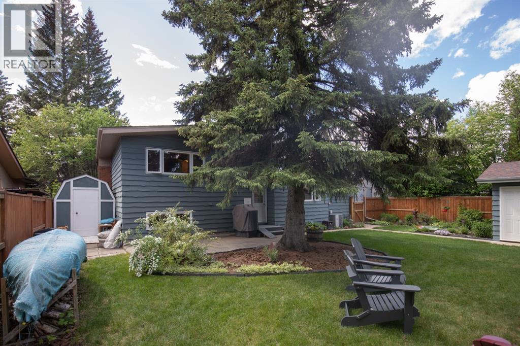 11 Mccune Avenue, Red Deer, Alberta  T4N 0H3 - Photo 29 - A2319310