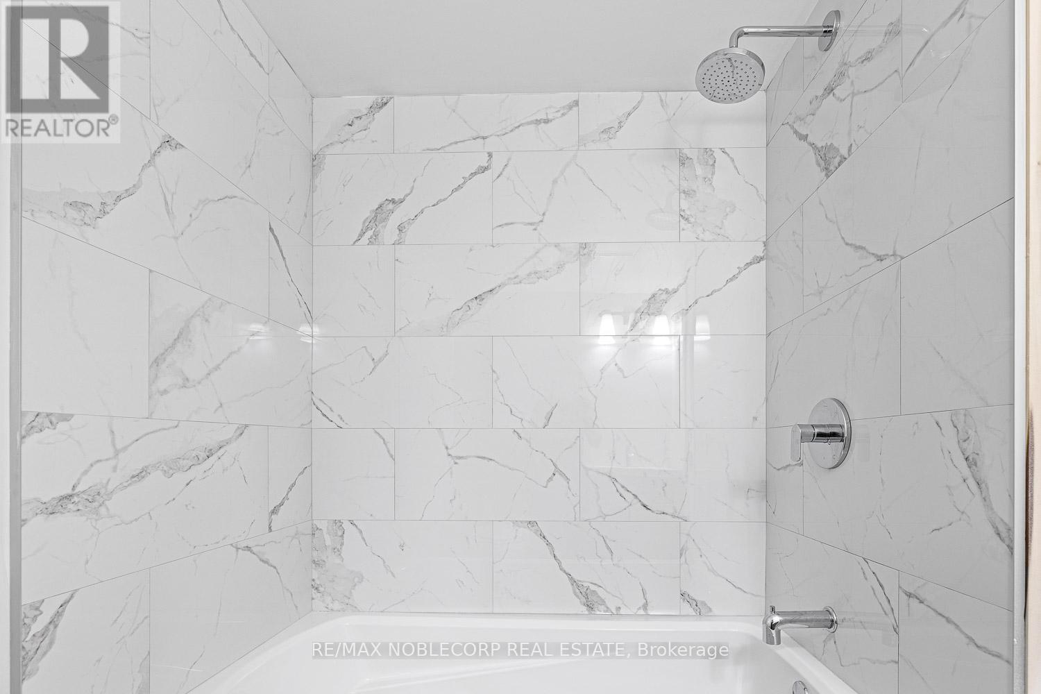 2 - 108 Enderby Road, Toronto, Ontario  M4E 2S5 - Photo 5 - E13517490