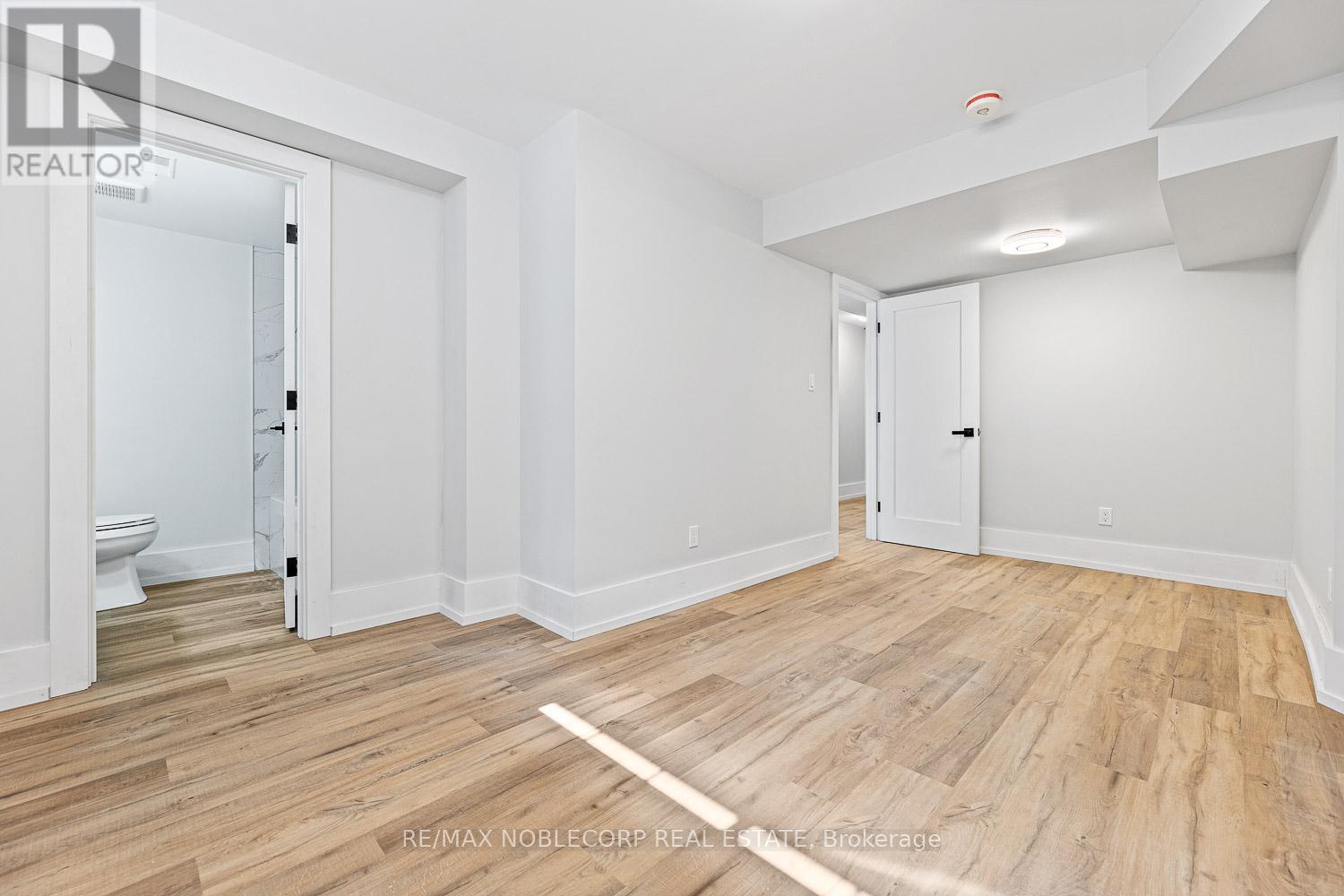 2 - 108 Enderby Road, Toronto, Ontario  M4E 2S5 - Photo 7 - E13517490