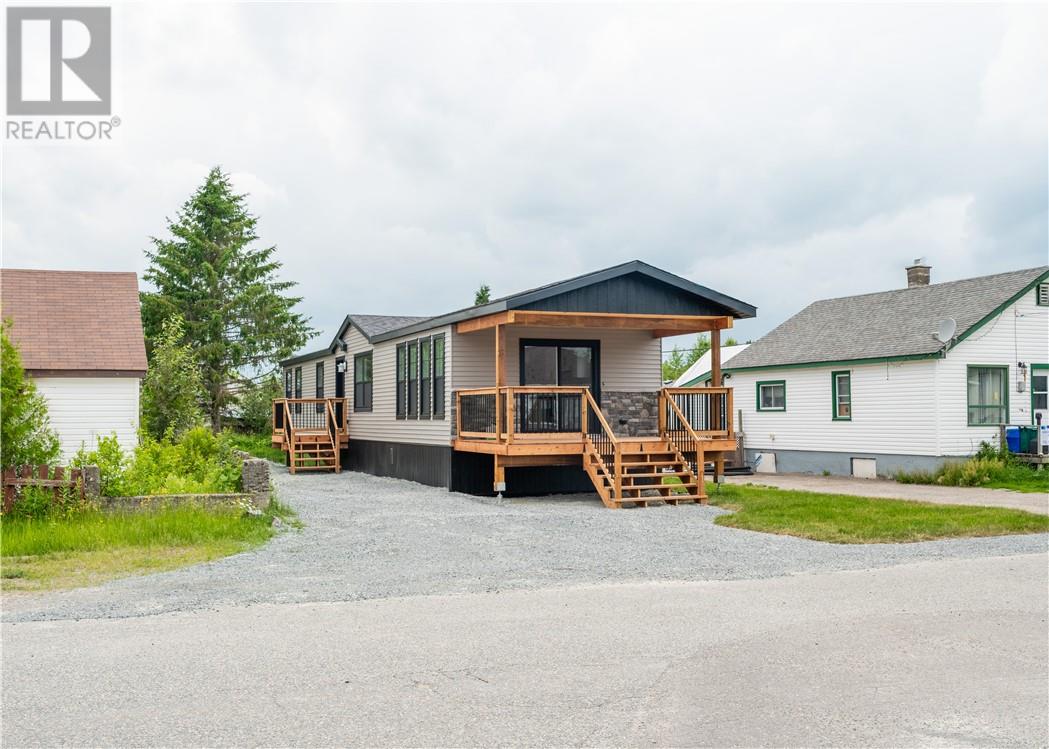 3 Clyde Street, Capreol, Ontario  P0M 1H0 - Photo 1 - 2128963