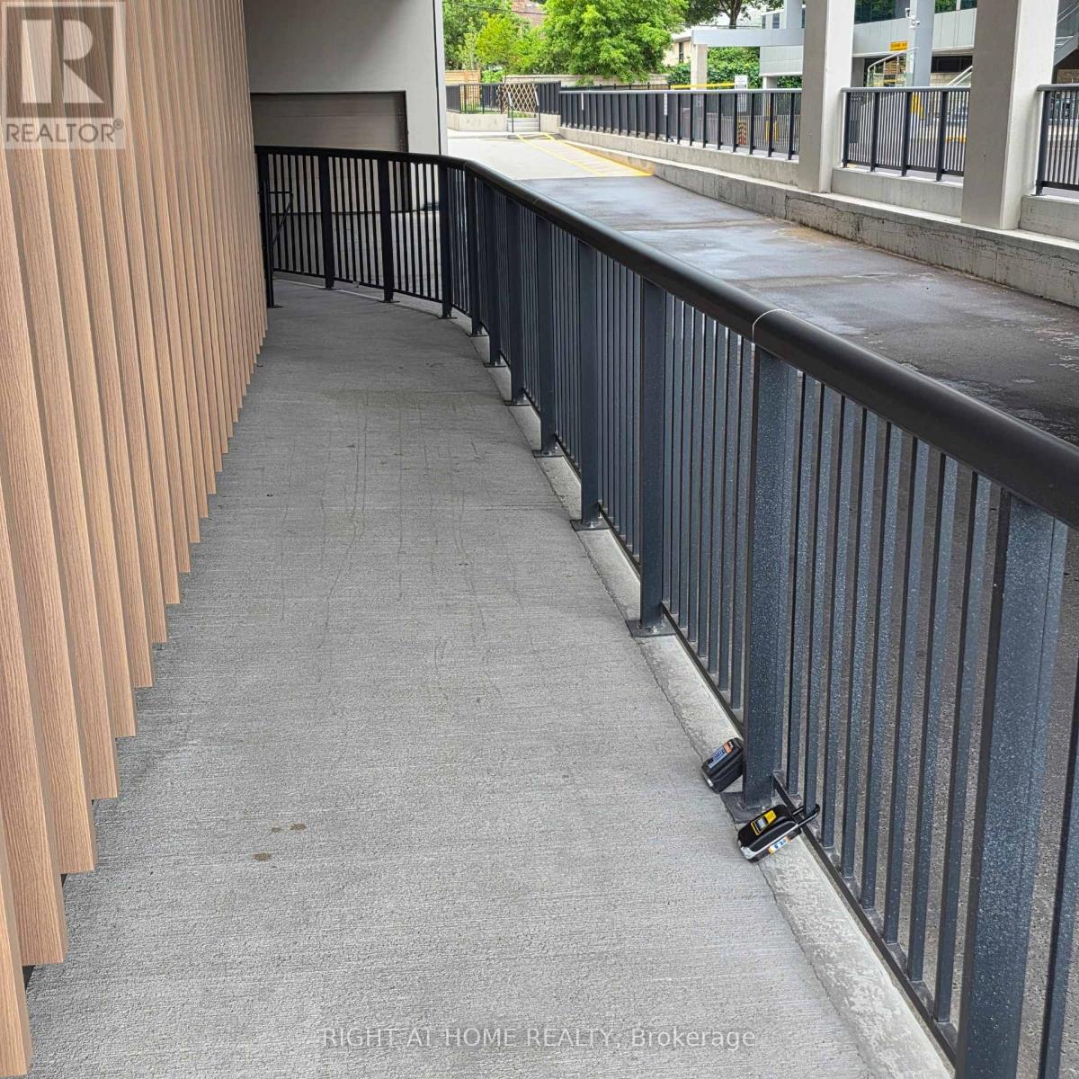 520 - Six99 Sheppard Avenue E, Toronto, Ontario  M2K 0J5 - Photo 17 - C13509250