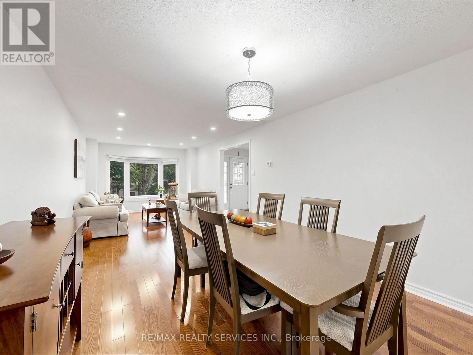 30 Mcgillivary Crescent, Brampton, Ontario  L6S 3P7 - Photo 10 - W13517472