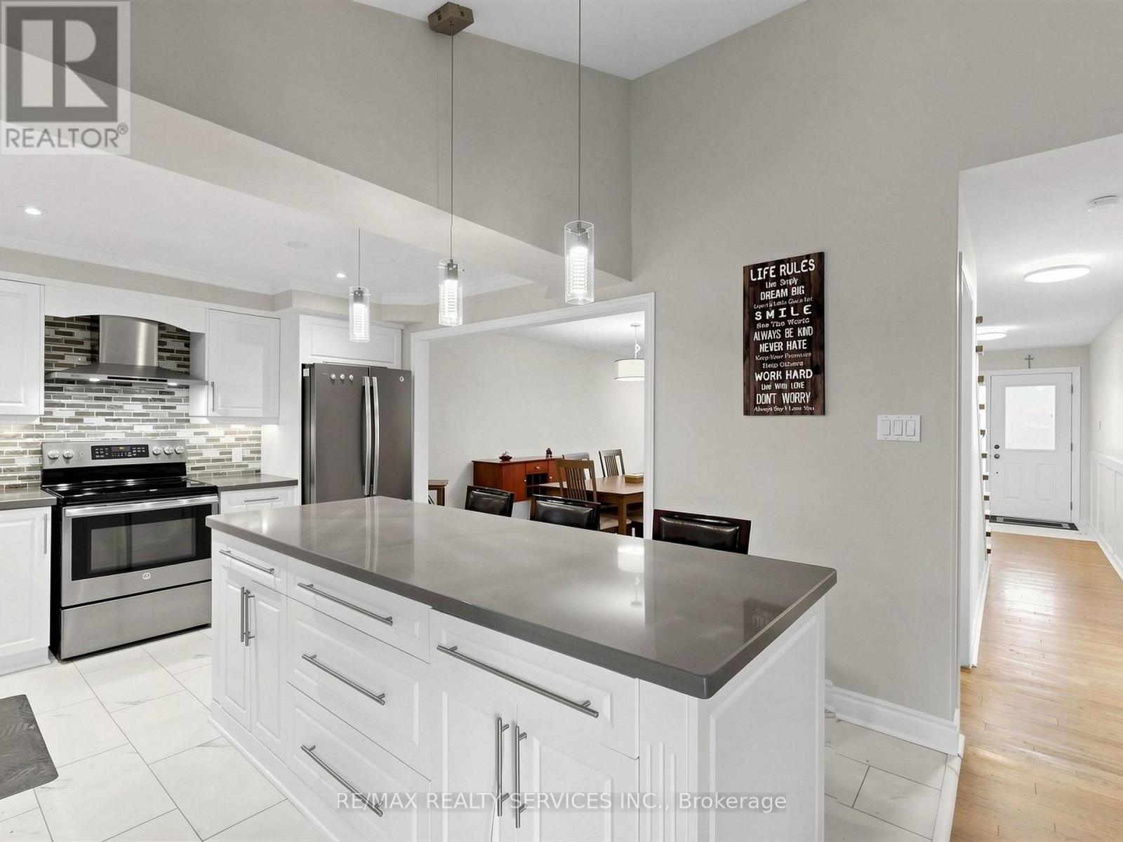 30 Mcgillivary Crescent, Brampton, Ontario  L6S 3P7 - Photo 12 - W13517472