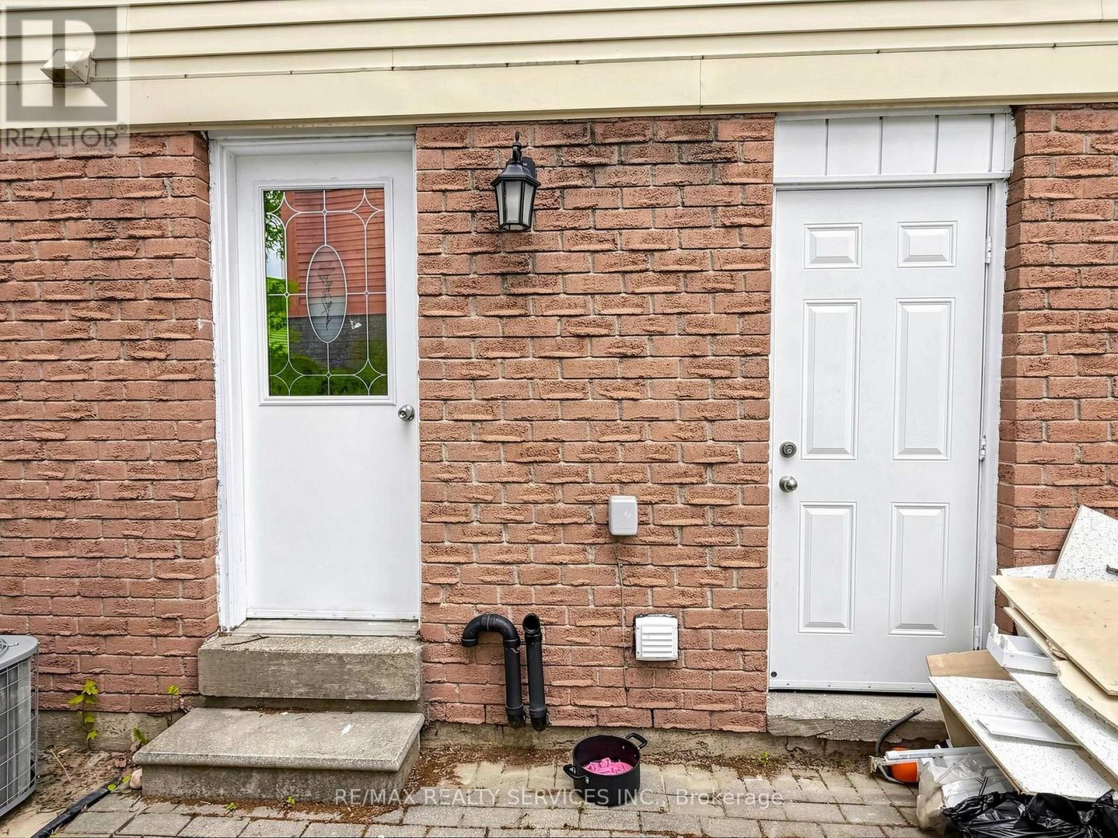 30 Mcgillivary Crescent, Brampton, Ontario  L6S 3P7 - Photo 43 - W13517472