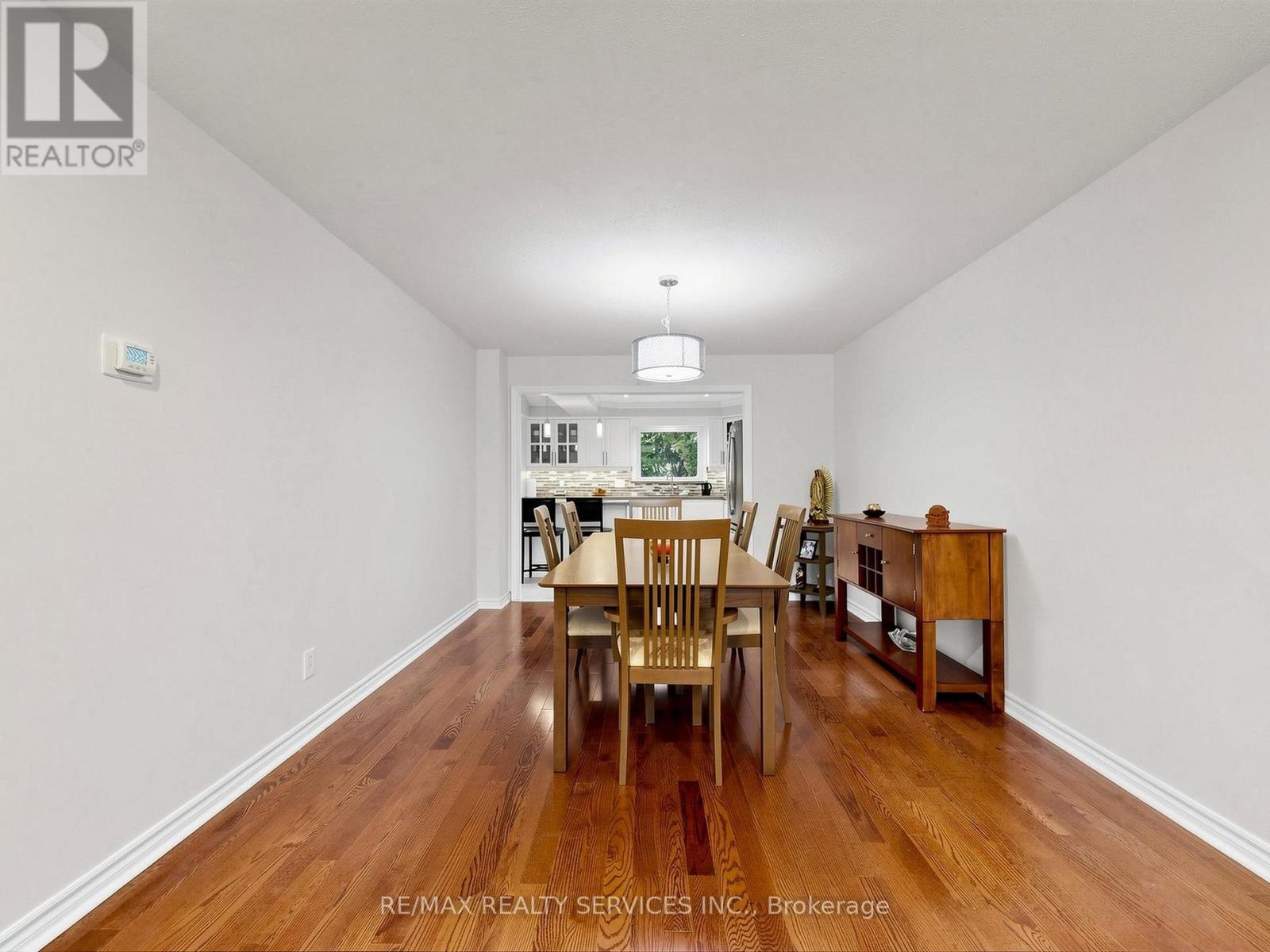 30 Mcgillivary Crescent, Brampton, Ontario  L6S 3P7 - Photo 9 - W13517472