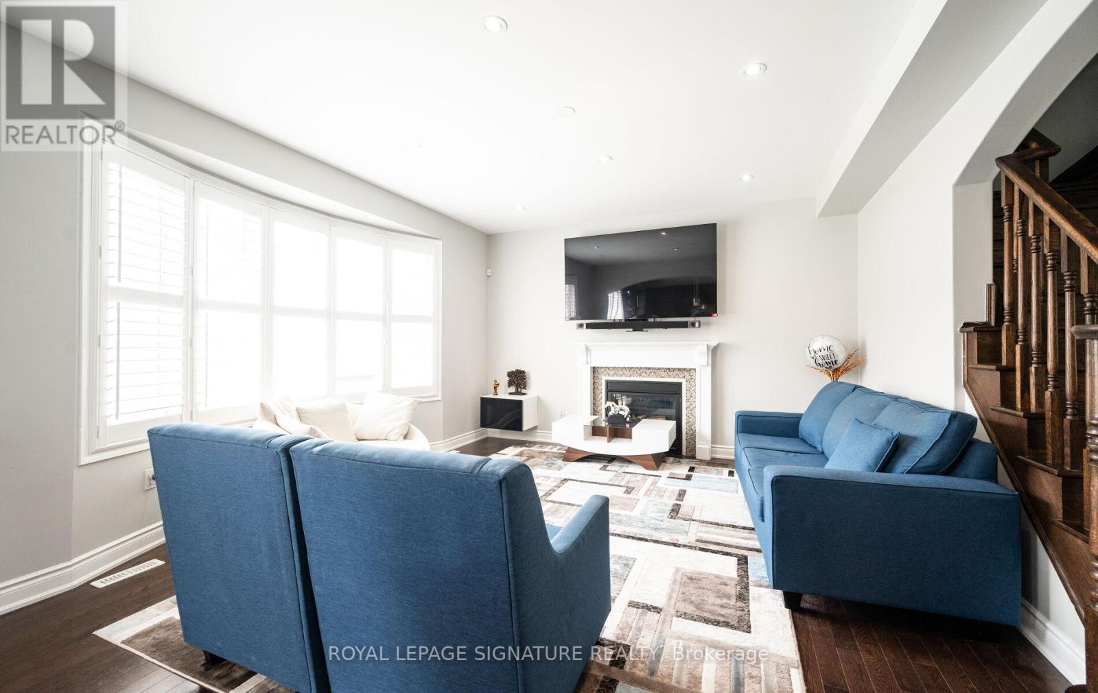 1071 Syndenham Lane, Milton, Ontario  L9T 8J1 - Photo 9 - W13517618