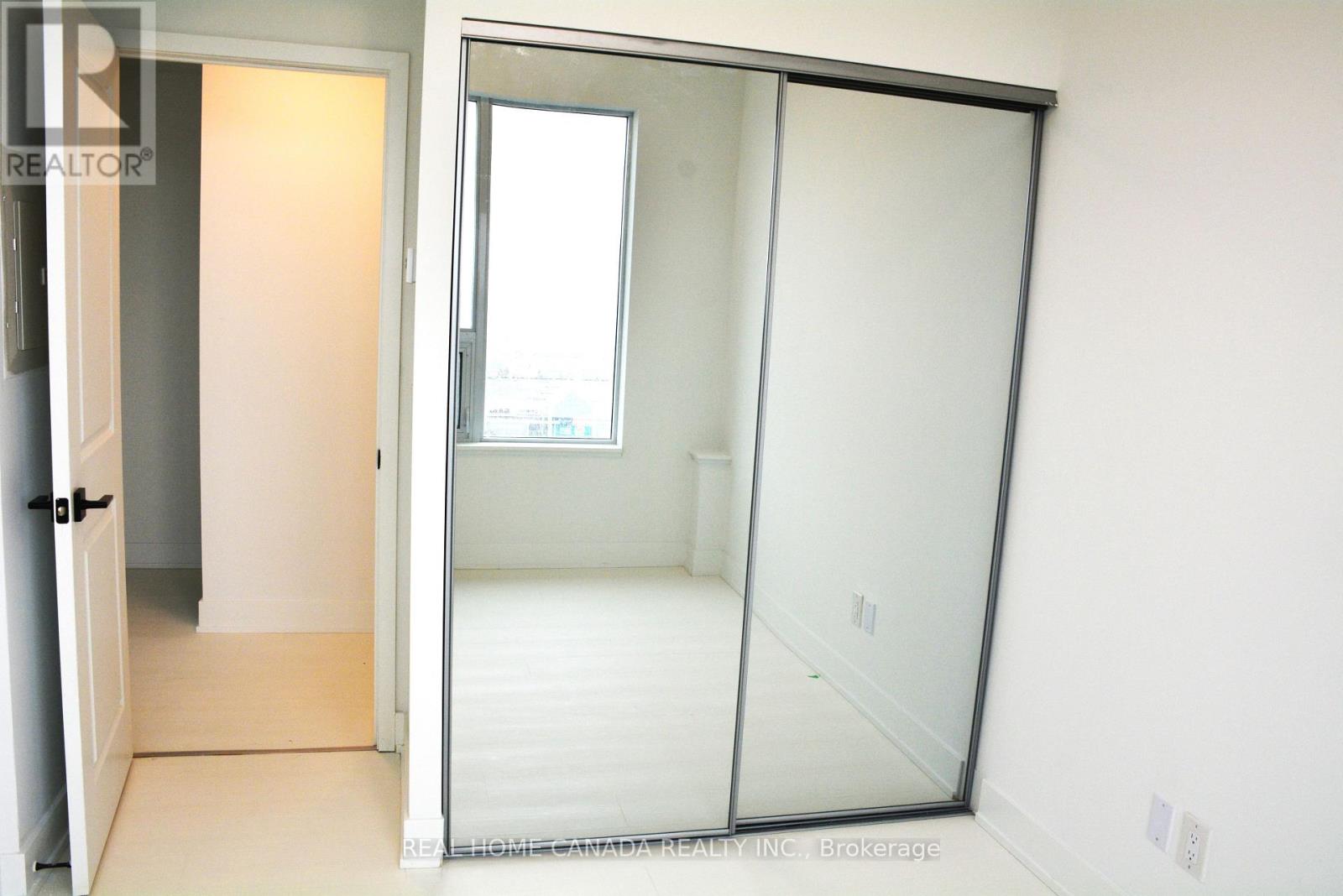 1214 - 2485 Taunton Road, Oakville, Ontario  L6H 3R8 - Photo 14 - W13517628
