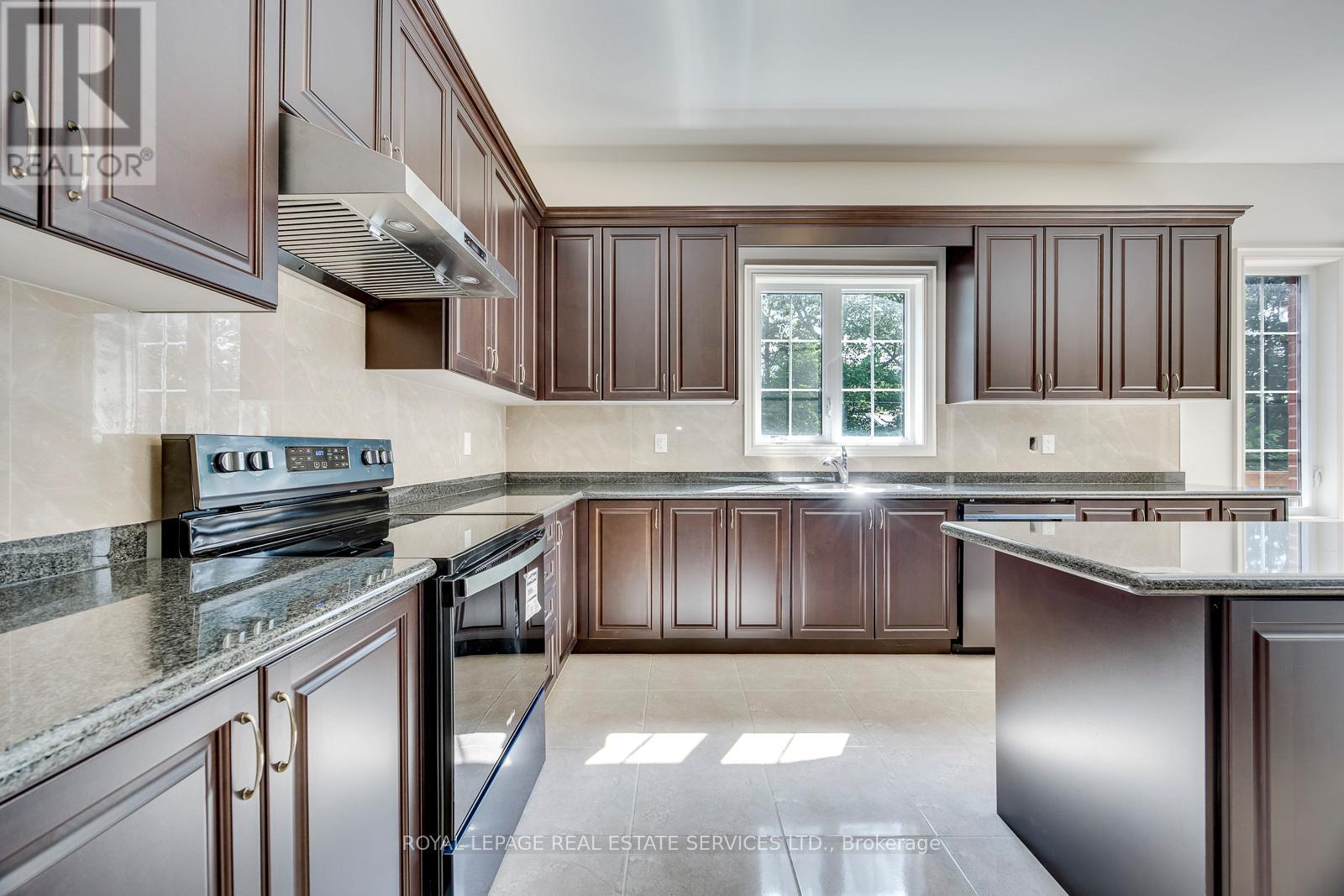 60 Avanti Crescent, Hamilton, Ontario  L8B 1W7 - Photo 13 - X13517516