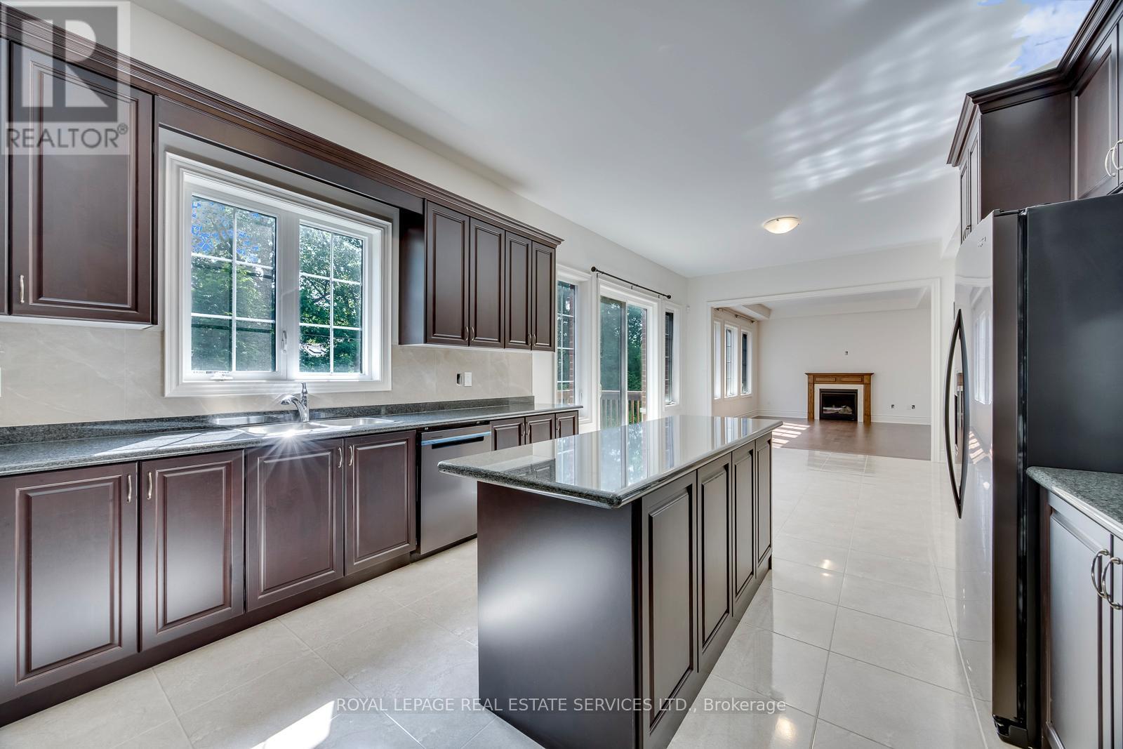 60 Avanti Crescent, Hamilton, Ontario  L8B 1W7 - Photo 14 - X13517516