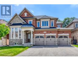 60 AVANTI CRESCENT, Hamilton, Ontario
