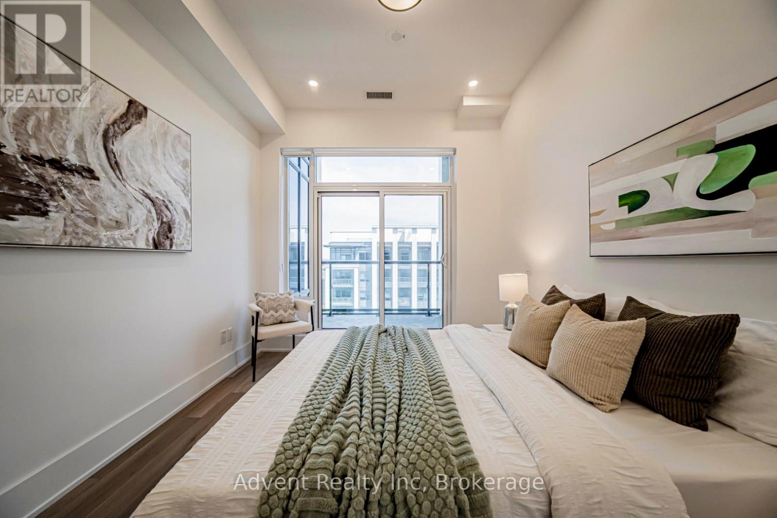 Ph01 - 8 Cedarland Drive, Markham, Ontario  L6G 0H4 - Photo 39 - N13234934
